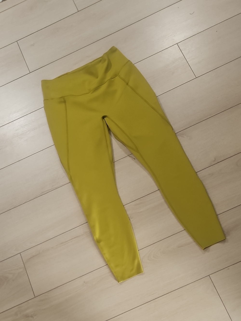High-Waist 7/8 Length Pants NWT Large